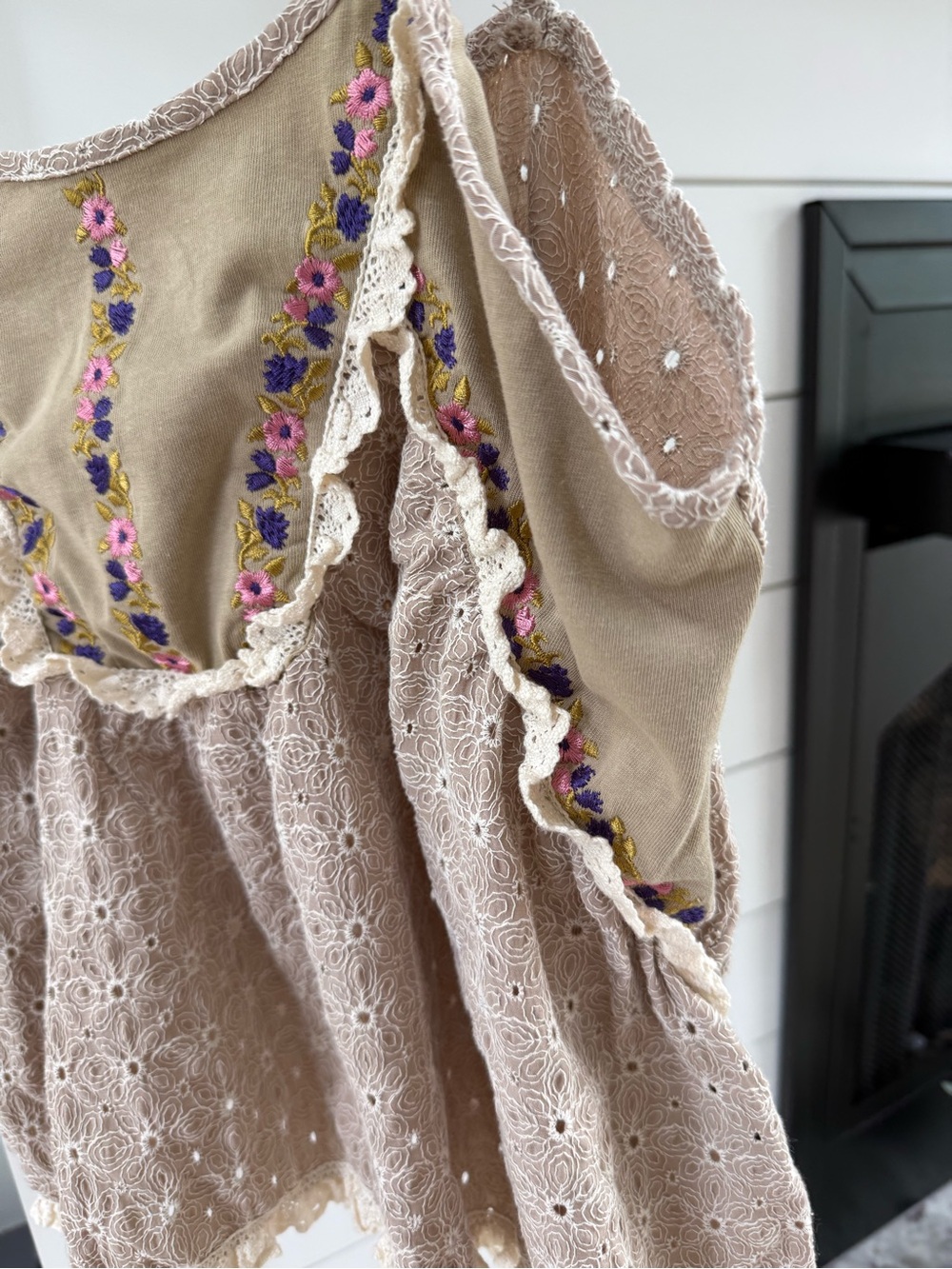 POL Embroidered Floral Camisole in Taupe with Pink & Purple Accents - Picture 2 of 5